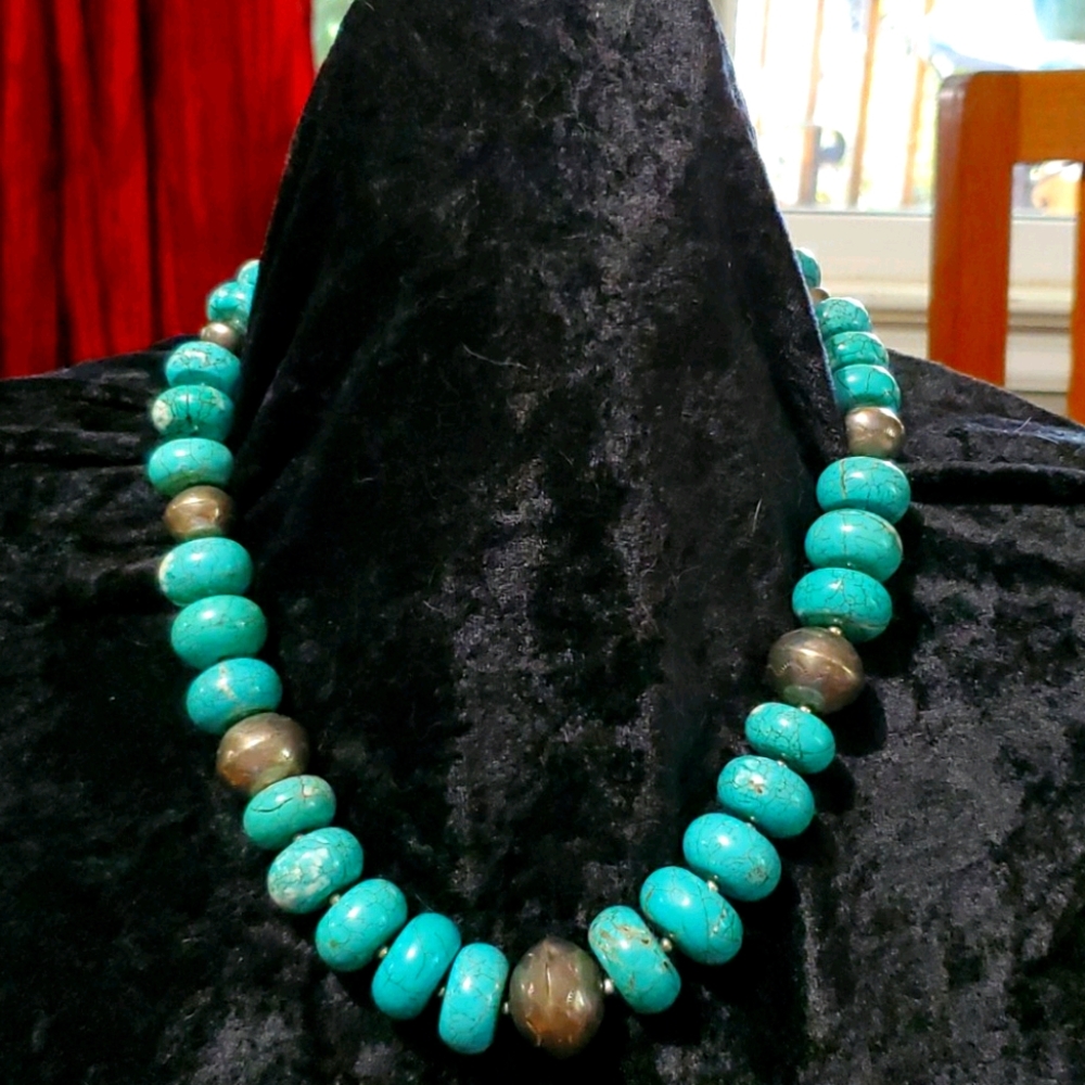 Vintage Turquoise & silver necklace